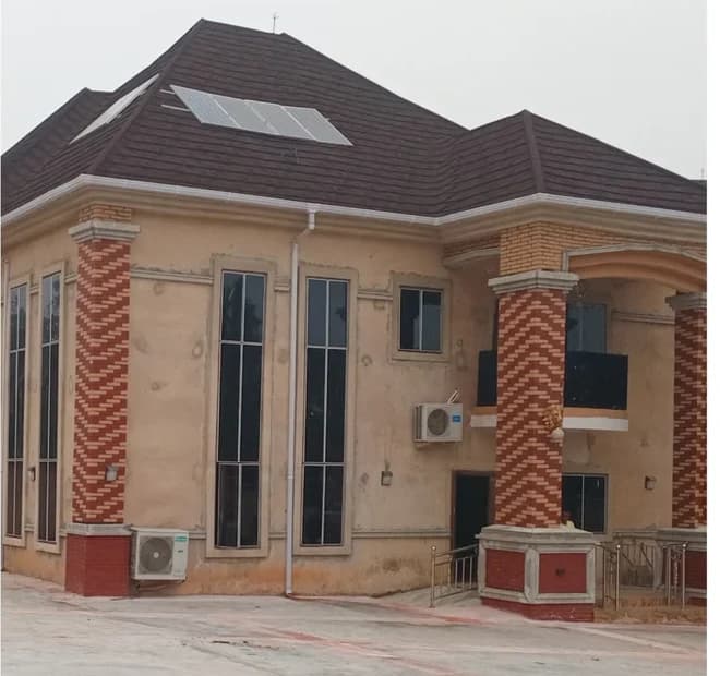 Exterior before Doragloss finishing work